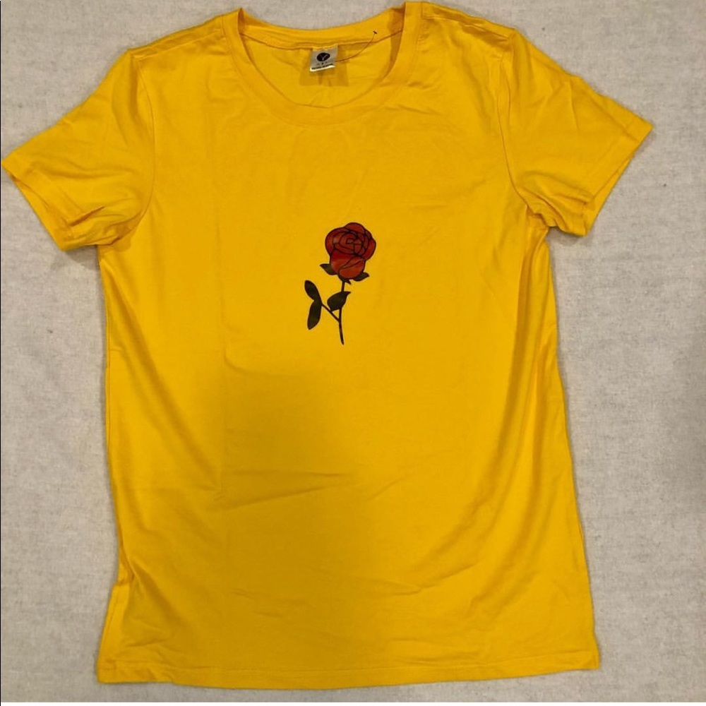Yellow Tee shirt with a rose